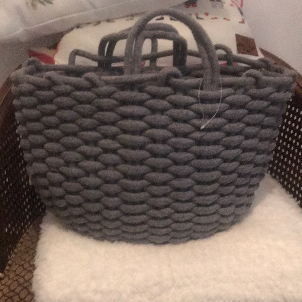 Woven rope bag in great condition